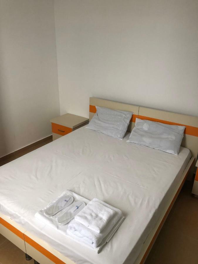 Orange Home Hotel Batumi Exterior foto